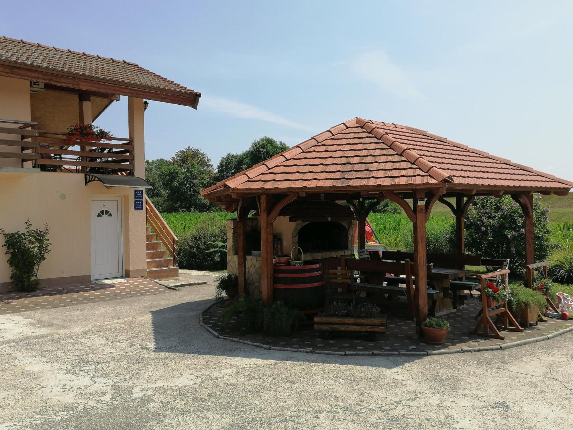 Apartments Kozjan Карловац Стая снимка